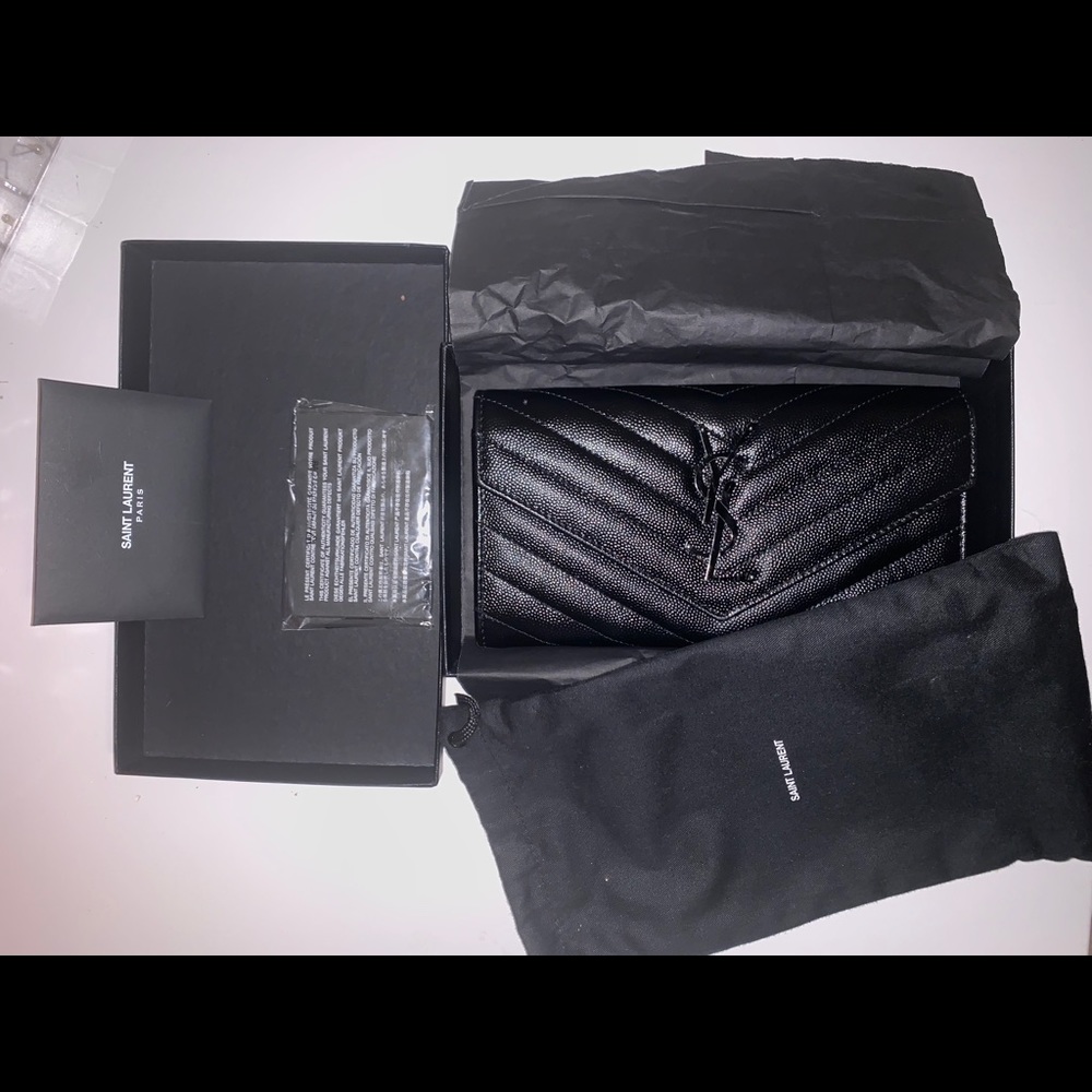 YSL Monogram Large Flap Wallet - Picture 2 of 3
